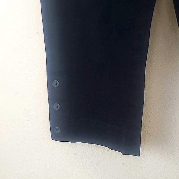 Versailles Capri pant black decorative button leg 2cfront pockets mid-rise sz 8P - Picture 3 of 5